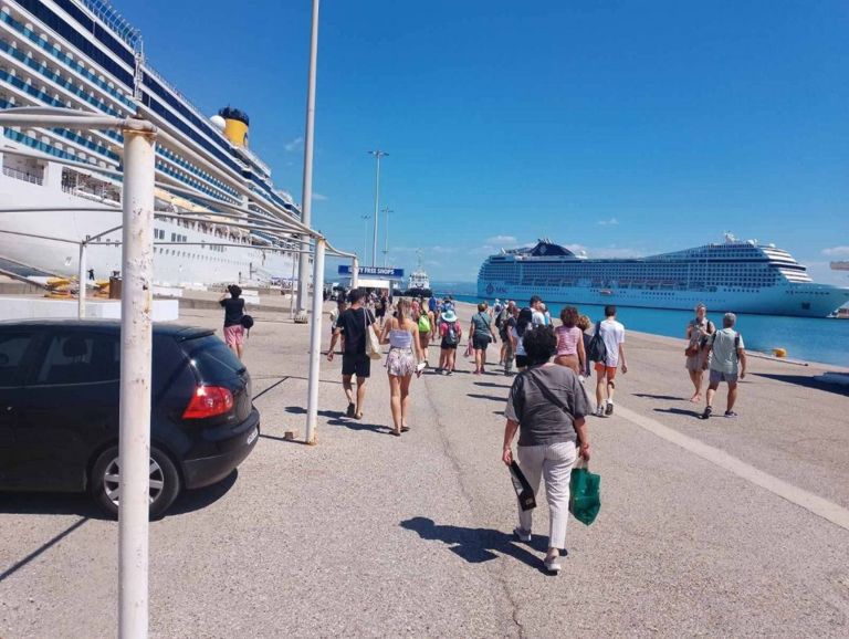 Παν. Αντωνακόπουλος: «Ζητείται παρέμβαση της ΕΛΑΣ για την αντιμετώπιση του φαινομένου φορτικής επαιτείας στους επισκέπτες από τα κρουαζιερόπλοια στο Κατάκολο»