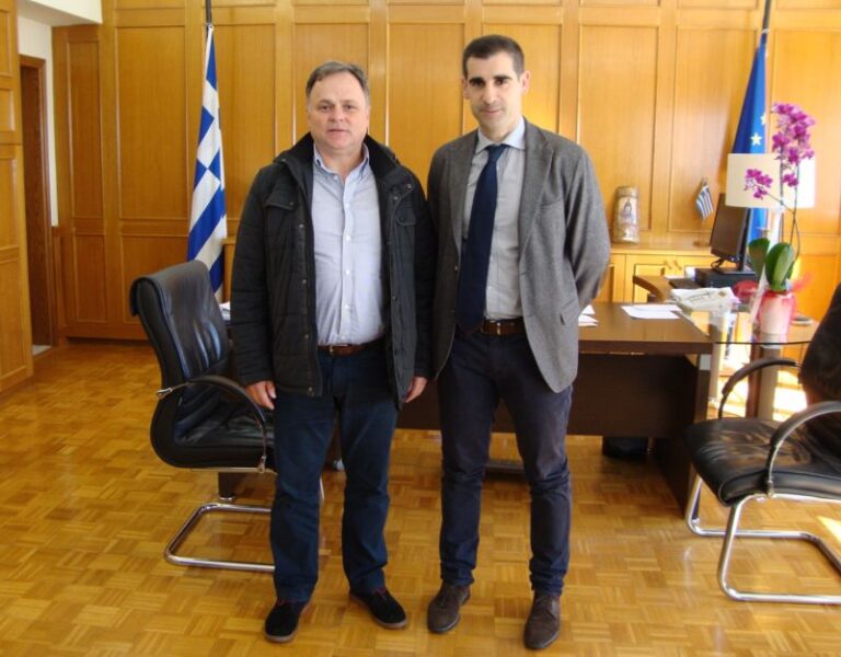Επίσκεψη στον Αντιπεριφερειάρχη Ηλείας κ. Βασ. Γιαννόπουλο του απερχόμενου Διοικητή της Πυροσβεστικής Υπηρεσίας Πύργου, κ. Δημήτρης Αντωνάκης