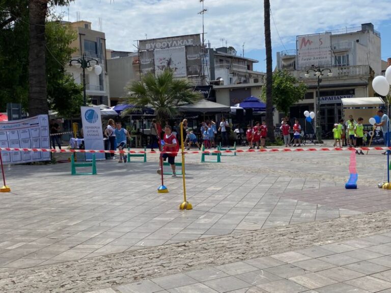 ΦΩΤΟ: Παιχνίδι και άθληση για τα παιδιά στην Αμαλιάδα! Με επιτυχία οι επιδείξεις Kids Athletics του Κόροιβου