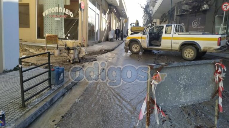 Πλημμύρισε η οδός Γερμανού στο κέντρο του Πύργου!
