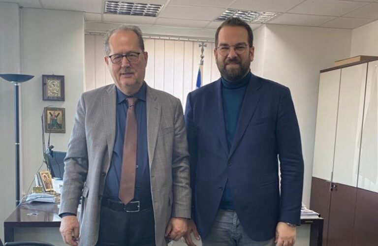 Συνάντηση του Ν. Φαρμάκη με τον Περιφερειάρχη Πελοποννήσου. Π. Νίκα. Συζήτησαν για κοινές δράσεις και αυτοκινητόδρομο Πάτρας – Τρίπολης