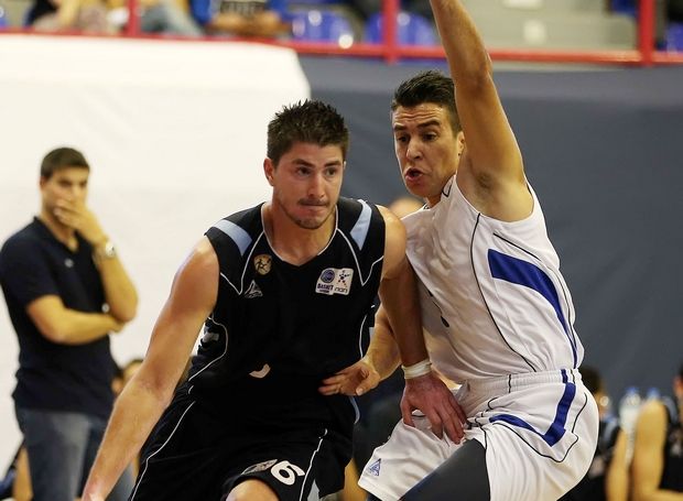 Μεγάλη πρόκριση για Κόροιβο. Νίκησε 69-64 τα Τρίκαλα και συνεχίζει στην επόμενη φάση