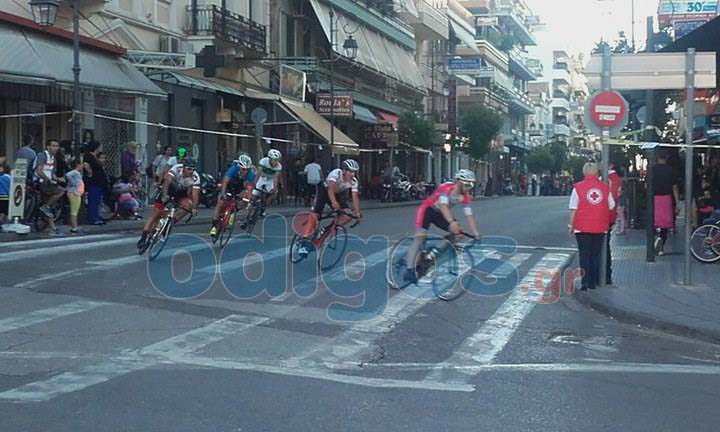 Πύργος: Μικροί και μεγάλοι ποδηλάτες πλημμύρισαν το κέντρο της πόλης