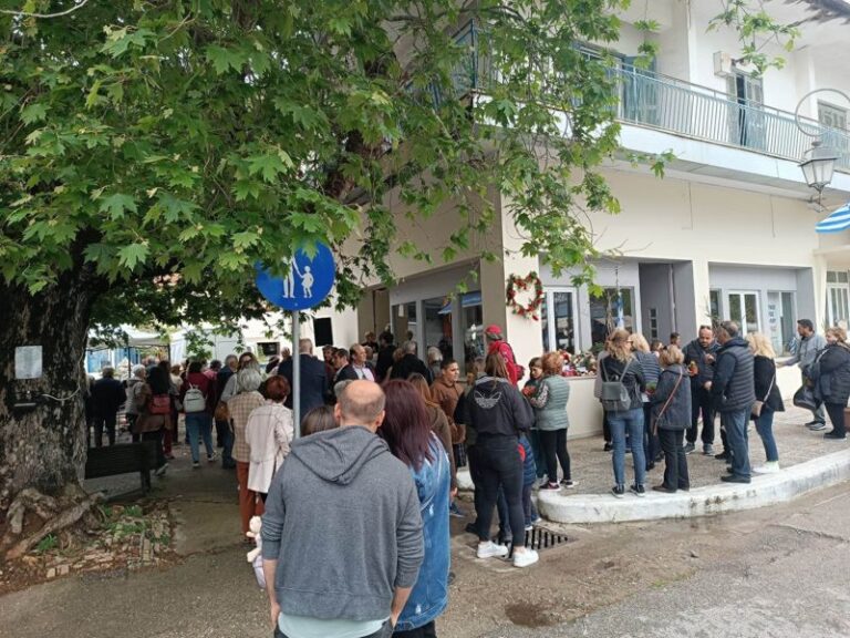 ΦΩΤΟ: Ο καιρός δεν χάλασε τη γιορτή της  Πρωτομαγιάς στο Κατάκολο από τον Δήμο Πύργου και τον Πολιτιστικό Σύλλογο Κατακόλου «Ο Φάρος»