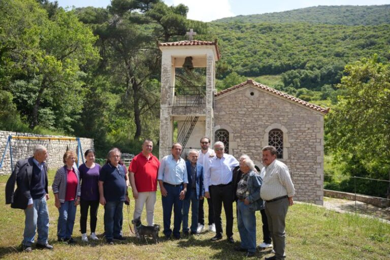 ΦΩΤΟ: Στην περιοχή της Φιγαλείας ο Δημήτρης Αβραμόπουλος