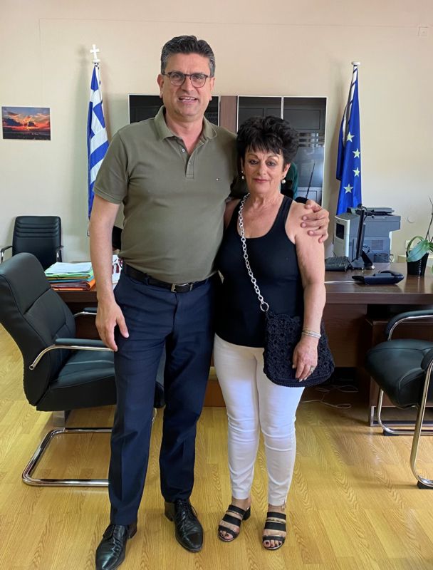 Η Ειρήνη Κομπορόζου στο πλευρό του Γιάννη Λέντζα. Υποψήφια με τη «Νέα Πορεία» η Πρόεδρος της Κοινότητας Κουρτεσίου