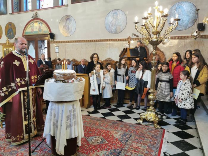 Τα Κατηχητόπουλα του Αγίου Σπυρίδωνος Πύργου, τίμησαν την Ελληνορθόδοξη εορτή της Μητέρας!