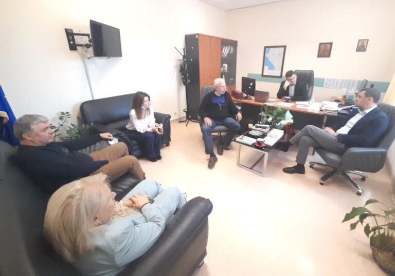 Συνάντηση είχε ο Ανδρέας Νικολακόπουλος με το διοικητή του Γ.Ν. Ηλείας και εκπροσώπους ιατρών-εργαζομένων