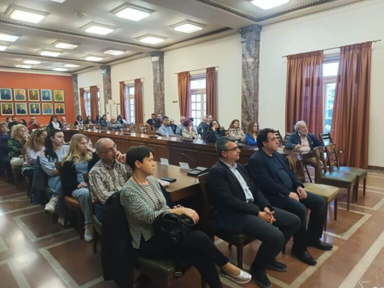 Ο Δήμαρχος Πύργου στην παρουσίαση του βιβλίου για τον Ελληνικό Εμφύλιο του Ακαδημαϊκού Ραϋμόνδου Αλβανού: Η διαφορετικότητα μας κάνει να ξεπερνούμε τεράστια εμπόδια