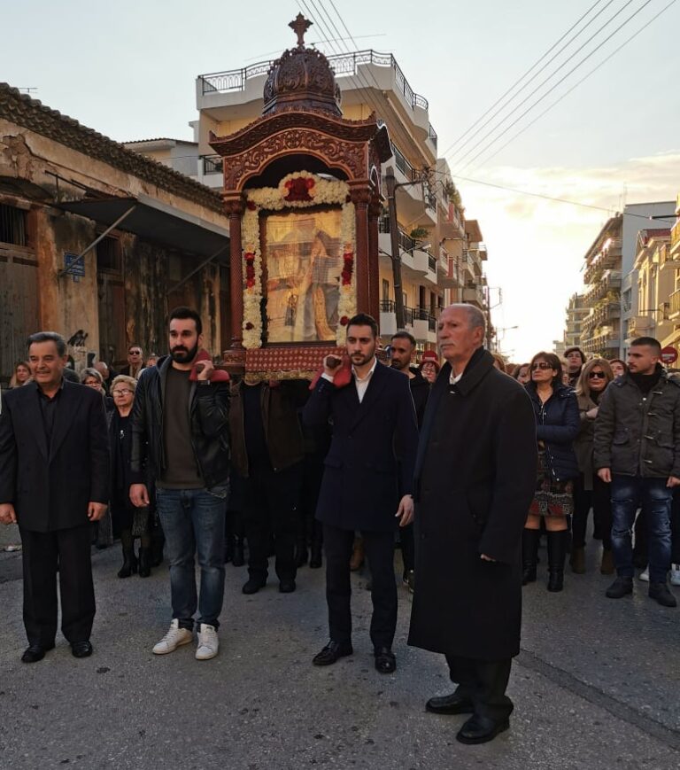Μεταφέρθηκε η εικόνα του Πολιούχου του Πύργου, Ιερομάρτυρος Αγίου Χαραλάμπους στον Ι. Ν. Αγ. Κυριακής. (ΦΩΤΟ)