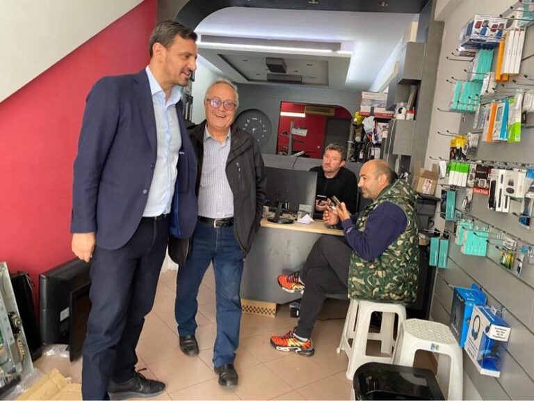 ΦΩΤΟ: Επίσκεψη του Υποψηφίου Βουλευτή Ηλείας Ανδρέα Νικολακόπουλου, στα καταστήματα της Γαστούνης