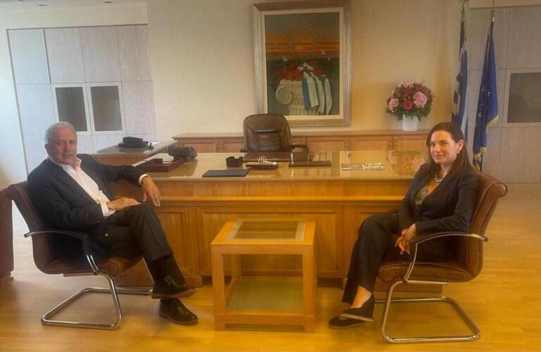 Με την Υπουργό Τουρισμού Όλγα Κεφαλογιάννη συναντήθηκε ο Δ.  Αβραμόπουλος