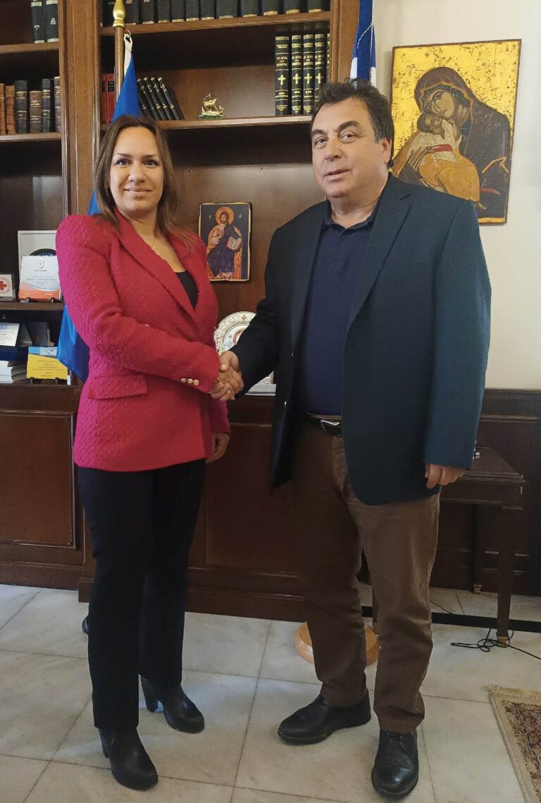 Συνάντηση Δημάρχου Πύργου Παναγιώτη Αντωνακόπουλου με την υποψήφια Βουλευτή Ηλείας Άννα Μαρία Βλαγκούλη