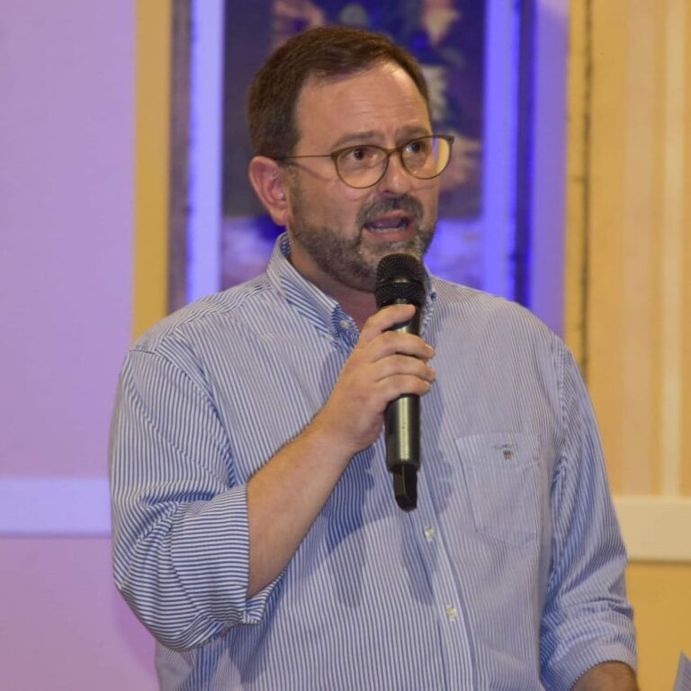 Δύο ξεχωριστές εκδηλώσεις παραδοσιακών χορών από τους τοπικούς συλλόγους σε συνδιοργάνωση με την Περιφέρεια Δυτικής Ελλάδας και τον Ν. Κοροβέση