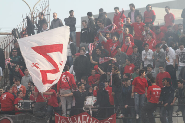 Red Boys: "Καταντήσατε τον ΠΑΝΗΛΕΙΑΚΟ νάνο. Απαιτούμε την ομάδα στη Γ΄Εθνική…"