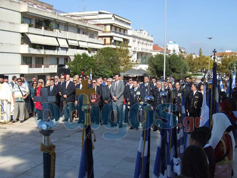 ΦΩΤΟ: Η Δοξολογία και η κατάθεση των Στεφάνων στον Πύργο
