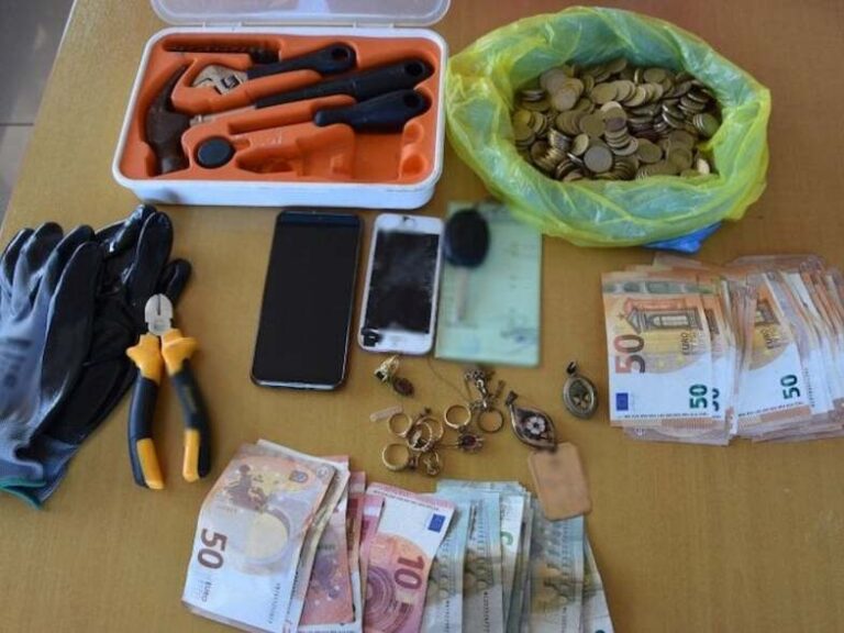 Τους "τσίμπησαν" στην Κυλλήνη για κλοπές 18 εκκλησιών στην Κεφαλονιά