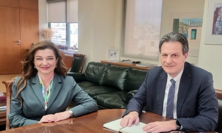 Σημαντικά οφέλη για το Κατάκολο και την Ηλεία από την ανάπτυξη του Εθνικού Θαλάσσιου Πάρκου Ιονίου – Συνάντηση Δ. Αυγερινοπούλου  με τον Υπουργό Υ.Π.ΕΝ., Θ. Σκυλακάκη
