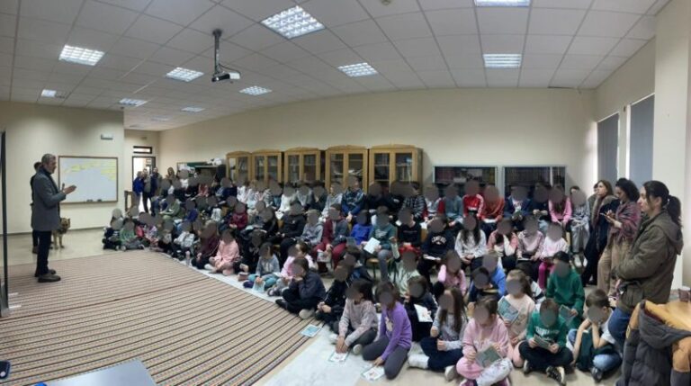 Οι μαθητές Αρχαίας Ολυμπίας και Βασιλακίου συμμετείχαν στη δράση ευαισθητοποίησης για τα αδέσποτα