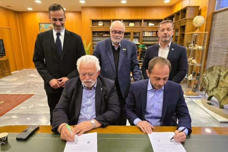Ολυμπία και Ήλιδα υποδέχονται την πρώτη μεγάλη αθλητική διοργάνωση, 2800 χρόνια μετά τους Ολυμπιακούς Αγώνες της αρχαιότητας – Κατατέθηκε επίσημα κοινή πρόταση διοργάνωσης των 59ων Παγκόσμιων Παιδικών Αγώνων του 2027