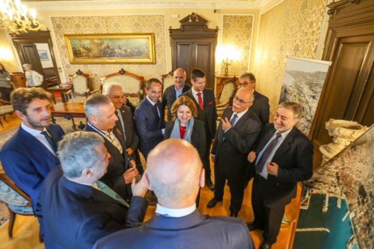 Στην Ιταλία ο Δήμαρχος Πύργου  Στάθης Καννής με την «Επειών Γη» για την ανάδειξη και προώθηση του παρθένου ελαιολάδου