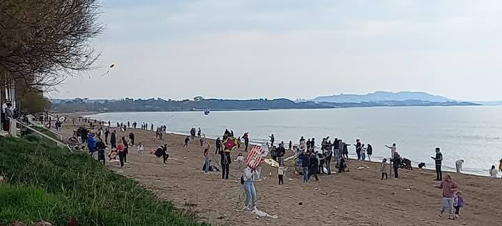 Χιλιάδες πολίτες συμμετείχαν στα παραδοσιακά Κούλουμα του Δήμου Ήλιδας, στην πλατεία της Κουρούτας