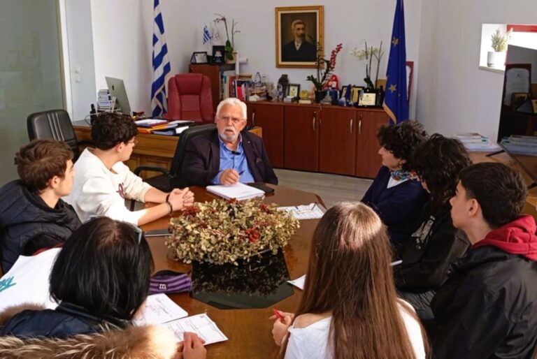 Οι μαθητές του 2ου Γενικού Λυκείου Αμαλιάδας ευαισθητοποιήθηκαν στο θέμα της διαχείρισης του περιβάλλοντος και των ενεργειών του Δήμου Ήλιδας
