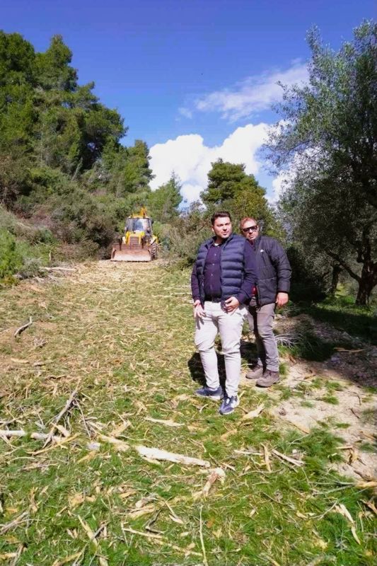 Νέες αντιπυρικές ζώνες δημιουργεί ο Δήμος Ήλιδας, στο σύνολο των περιοχών του που γειτνιάζουν με δασικές εκτάσεις