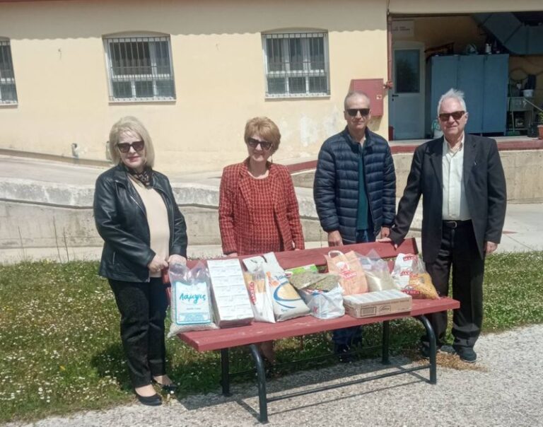 Προσφορά Αγάπης στο Άσυλο Ανιάτων Ν. Βασιλειάς από τον Πολιτιστικό Σύλλογο Τραπεζικών Ν. Ηλείας