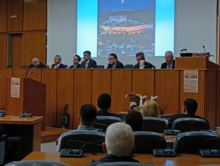 Η σημασία της πρόληψης αναδείχθηκε στην εκδήλωση που διοργάνωσε ο Ιατρικός Σύλλογος Ηλείας, σε συνεργασία με τον Πολιτιστικό Σύλλογο Τραπεζικών Υπαλλήλων Ηλείας.