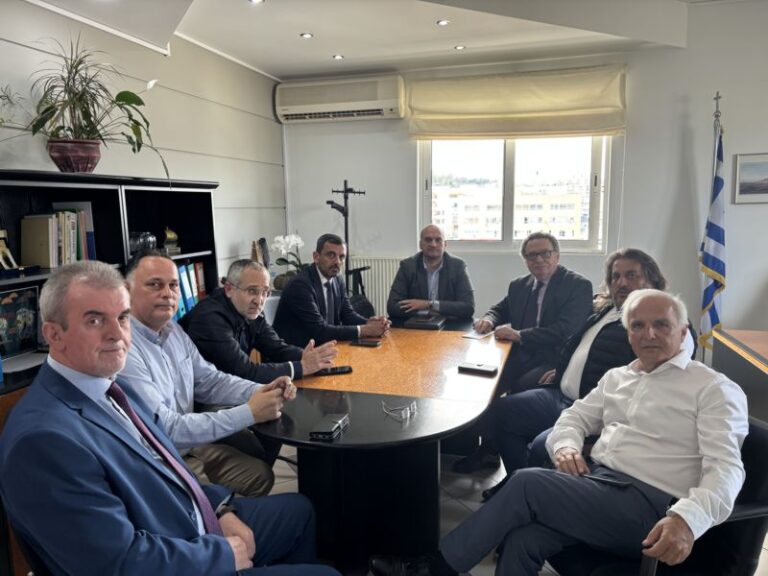 Στον Διοικητή της 6ης ΥΠΕ έθεσε μαζί με τοπικούς φορείς τα προβλήματα του ΚΥ Ανδρίτσαινας ο Αν. Νικολακόπουλος. Ενίσχυση με ιατρικό προσωπικό στις Μονάδες Υγείας της Ηλείας