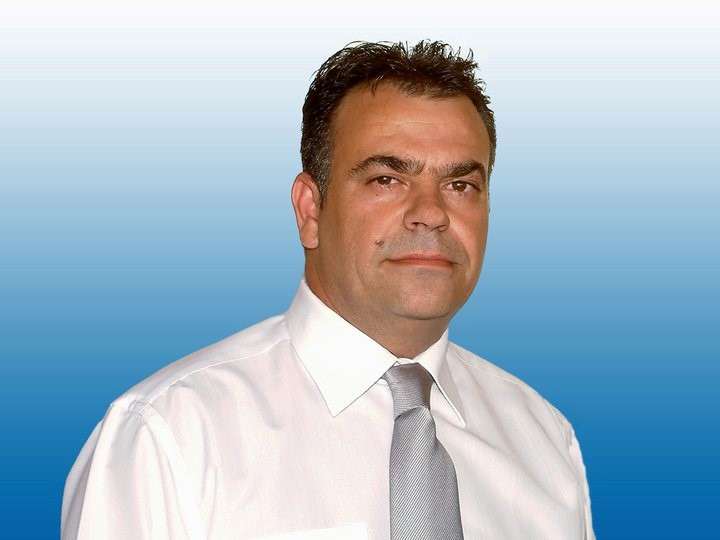Εθνική Αποκέντρωση: Κλειδί για την Αντιμετώπιση της Υπογεννητικότητας στην Ελλάδα.